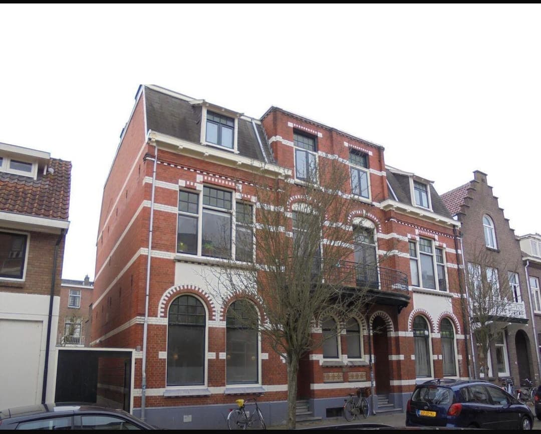 Uncarpeted Room for Rent, Koningin Wilhelminastraat, Zwolle