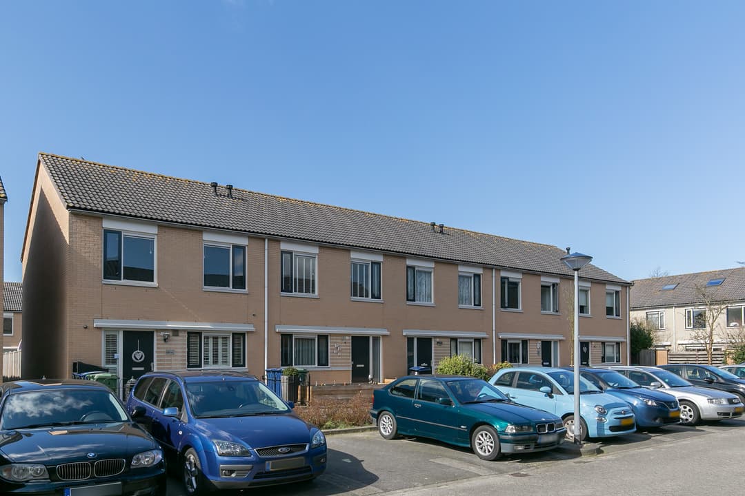 Goudenregenstraat 22, Almere - À Louer