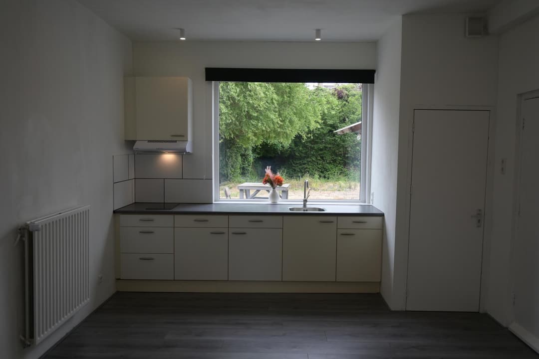 Unfurnished Studio Meerssenerweg, Maastricht - For Rent