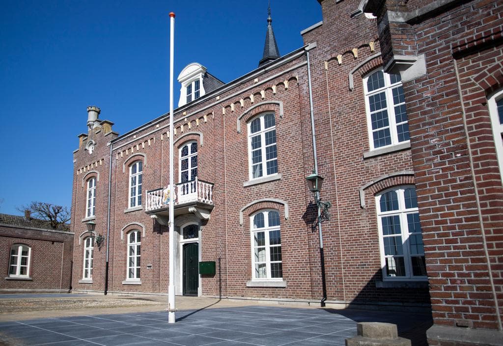 Luxe Appartement Schoolstraat 1-B, Wessem - Te Huur