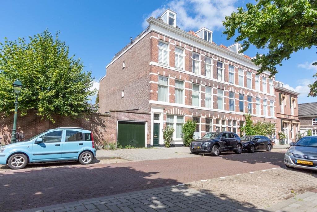 Apartamento Paramaribostraat 157, La Haya - En Alquiler