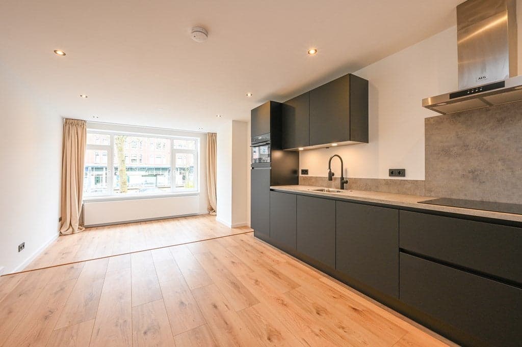 Room Mathenesserdijk, Rotterdam - For Rent