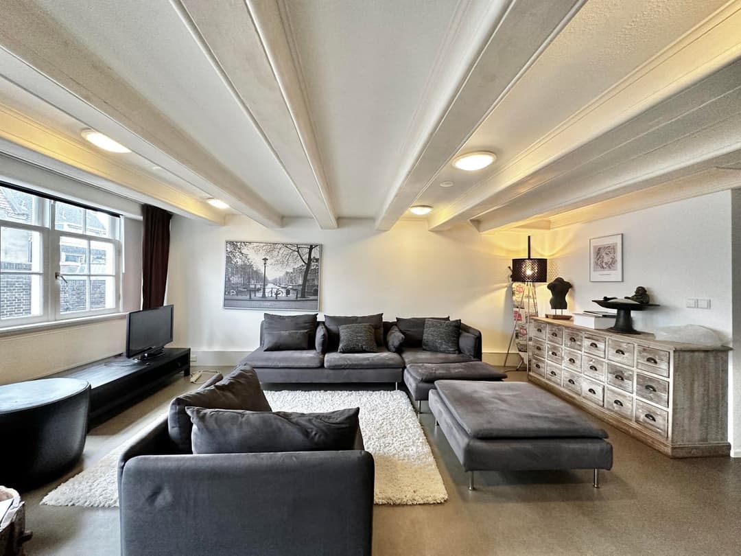 Flat Nes, Amsterdam - Te Huur