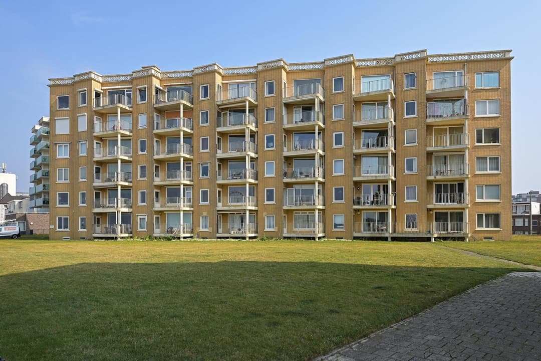 Flat Zeekant, Den Haag - For Rent