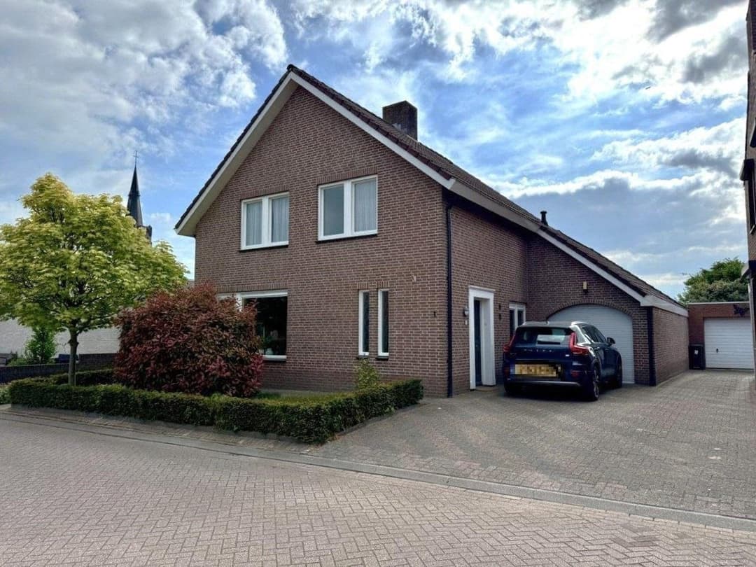 Huis van Oosterhoutstraat, Rijsbergen - Te Huur