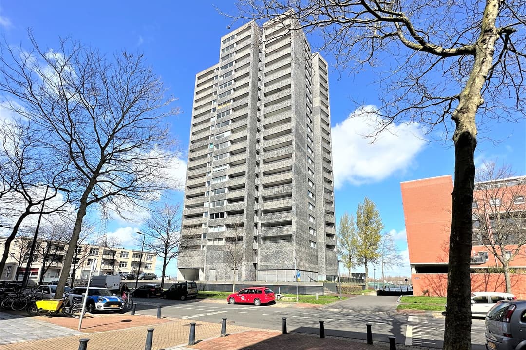 Ruim 2-slaapkamerappartement aan de KNSM-laan, Amsterdam - Te Huur