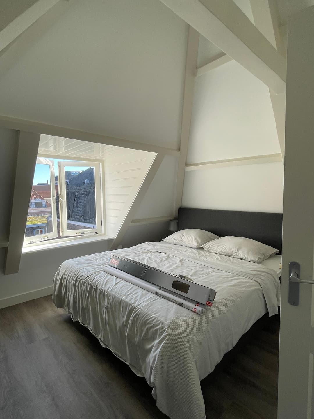 Furnished Room for Rent, Nieuwe Rijn, Leiden