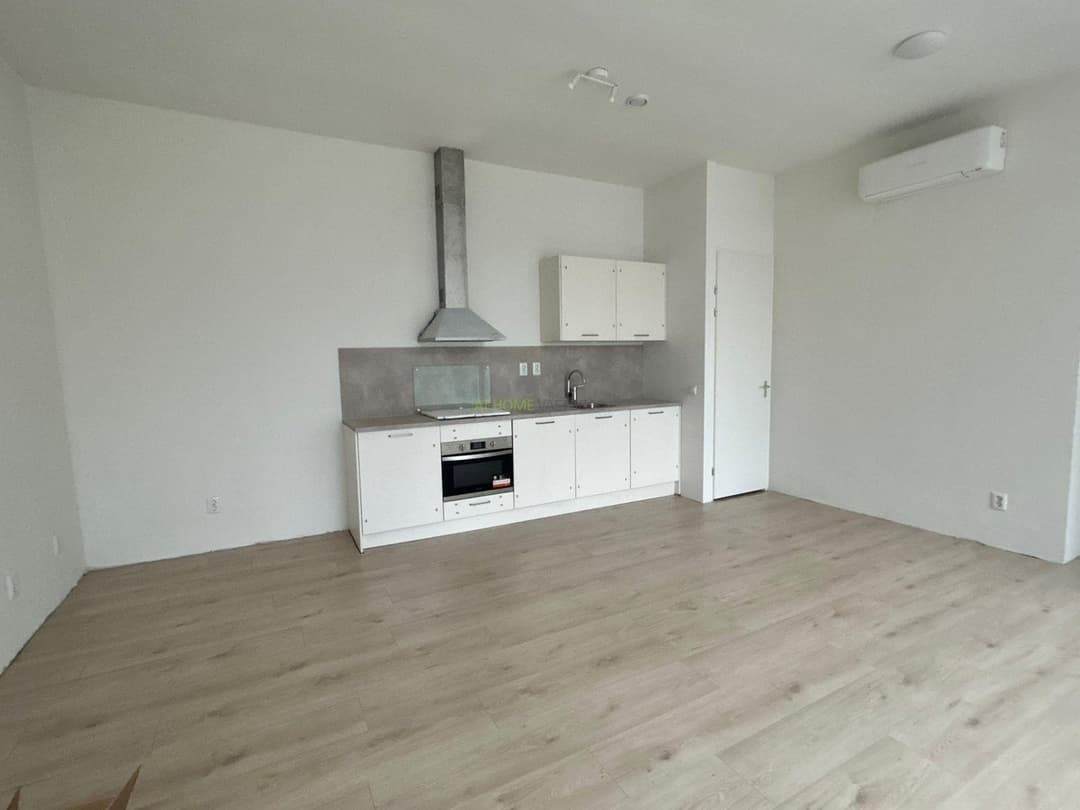 Flat Hoornweg, Rotterdam - For Rent