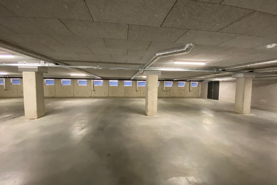 Parkplatz Brocade, Almelo - Zu Vermieten
