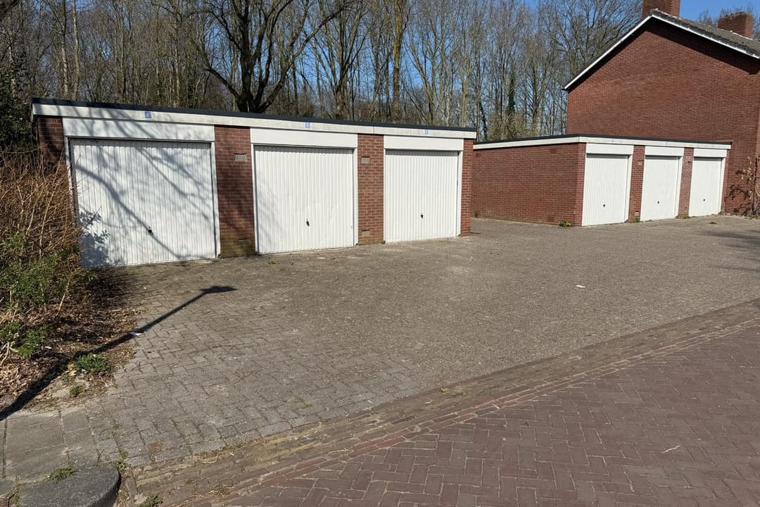 Garage Box Iepenlaan 10, Stadskanaal - For Rent