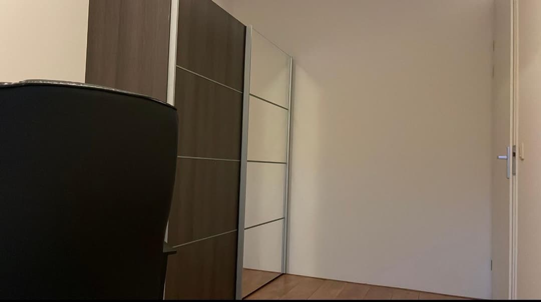 Gemeubileerde Kamer Te Huur, Lange Rille, Kampen