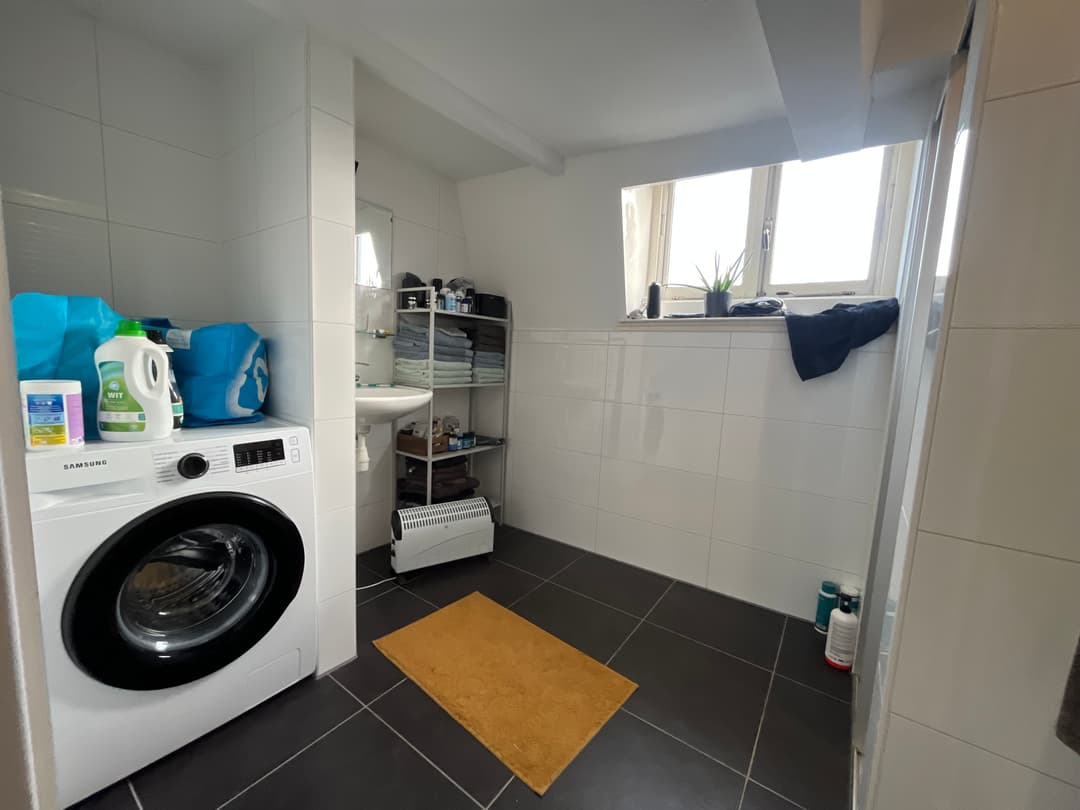 Appartement te huur Prins Hendrikstraat, Den Haag