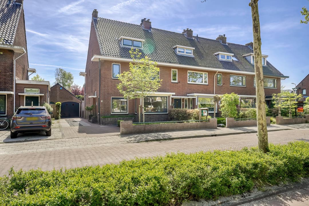 House on Leidseweg 144, Voorschoten - For Rent