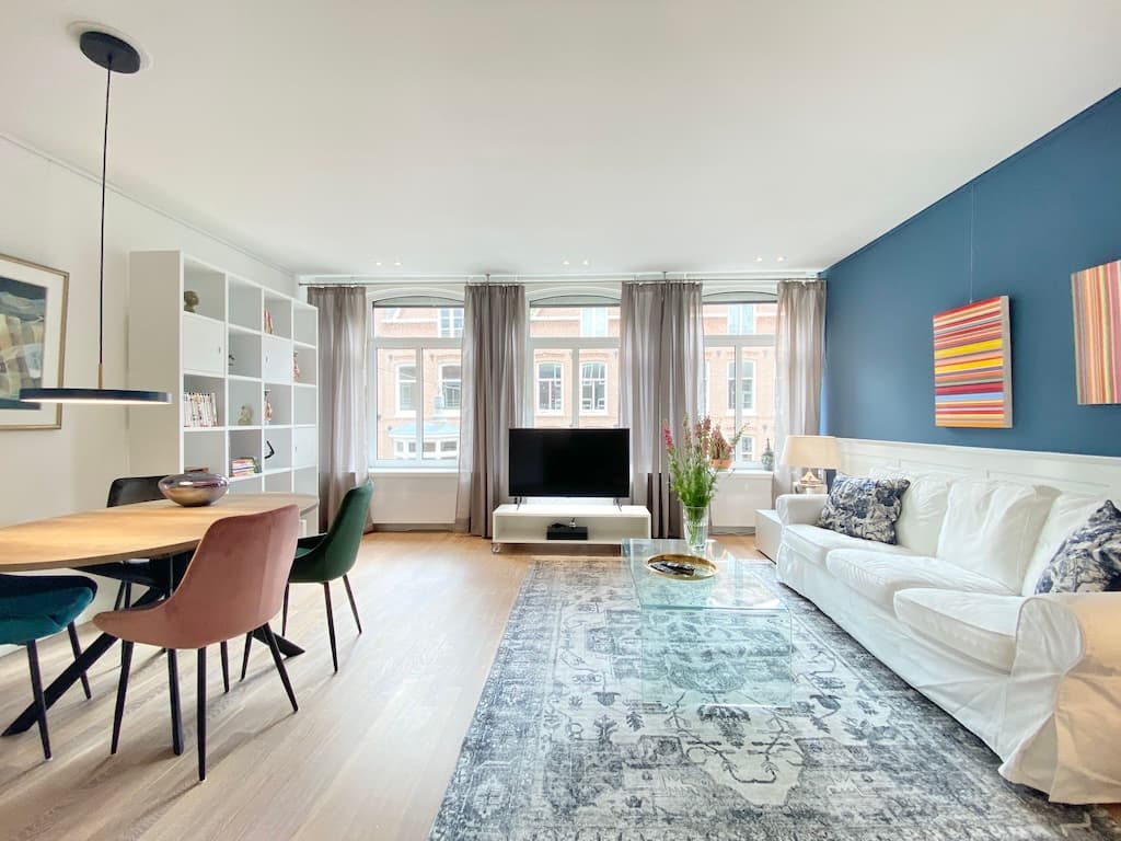 Pieter Cornelisz Hooftstraat 120-A, Amsterdam - For Rent