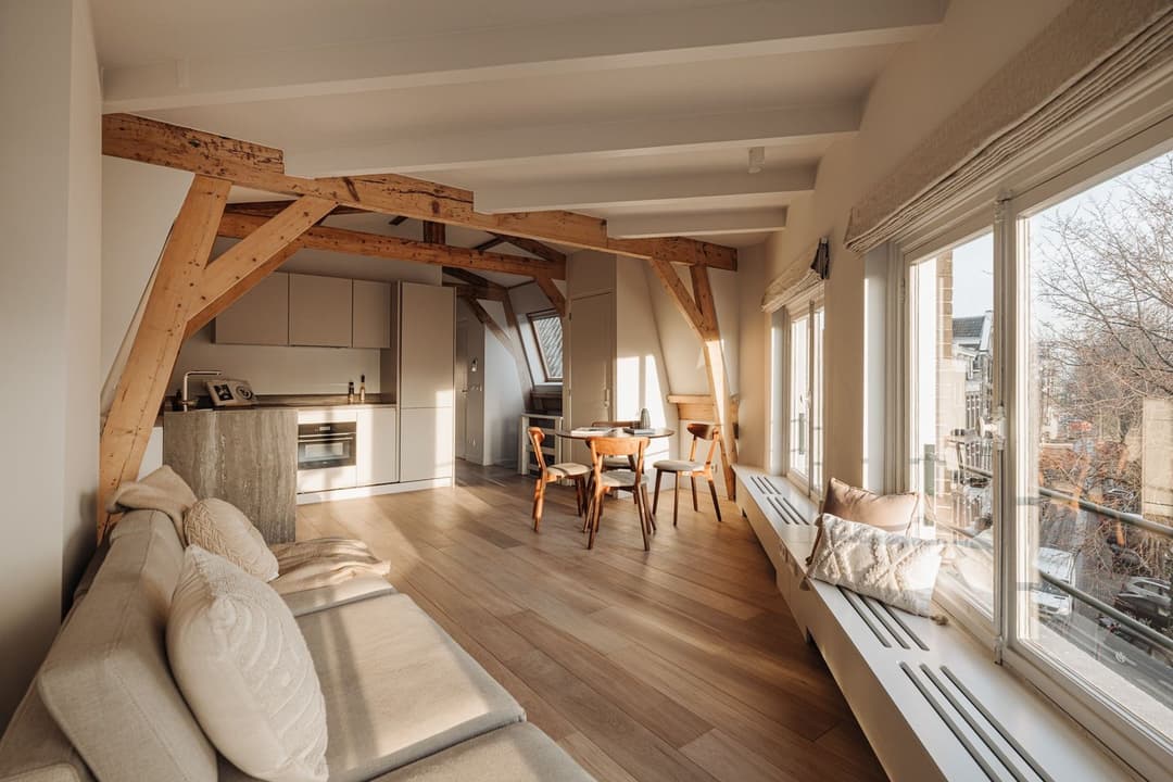 Appartement Meublé Élégant Kromme Waal 29-C, Amsterdam - À Louer