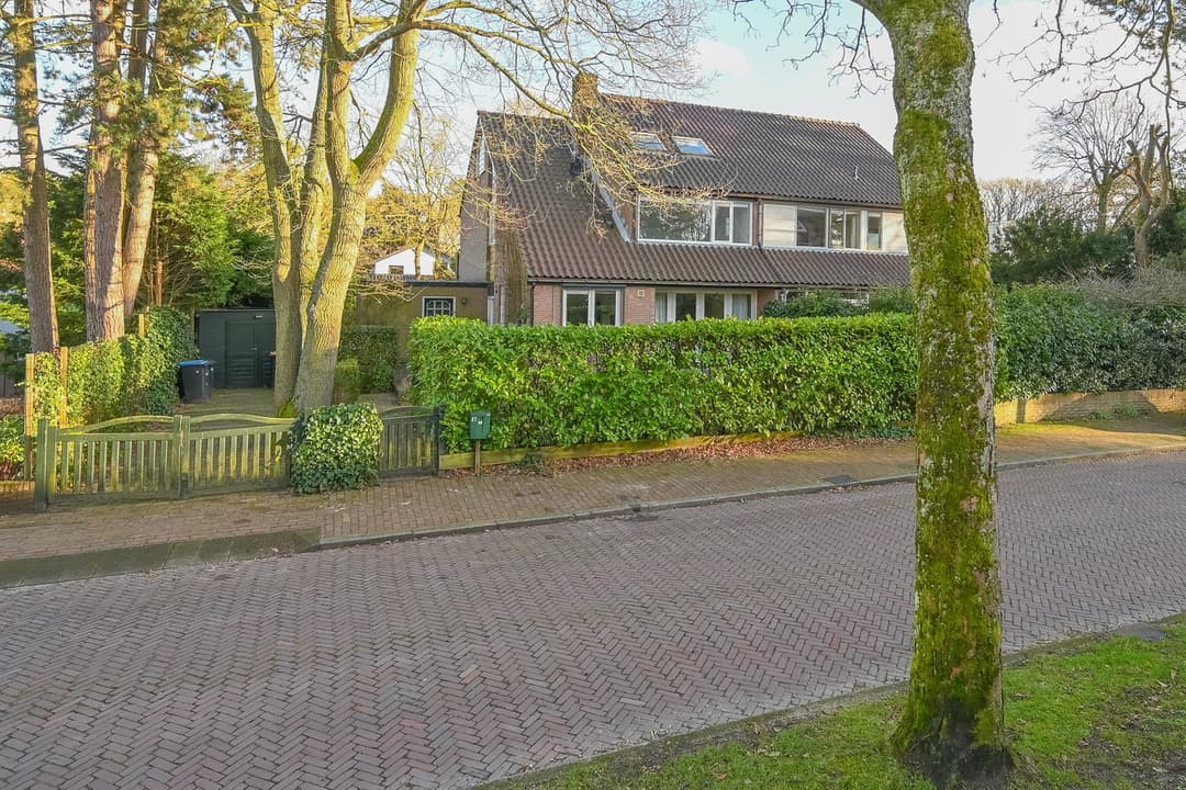 Villa de Bourbonlaan 272, Santpoort-Zuid - En Alquiler