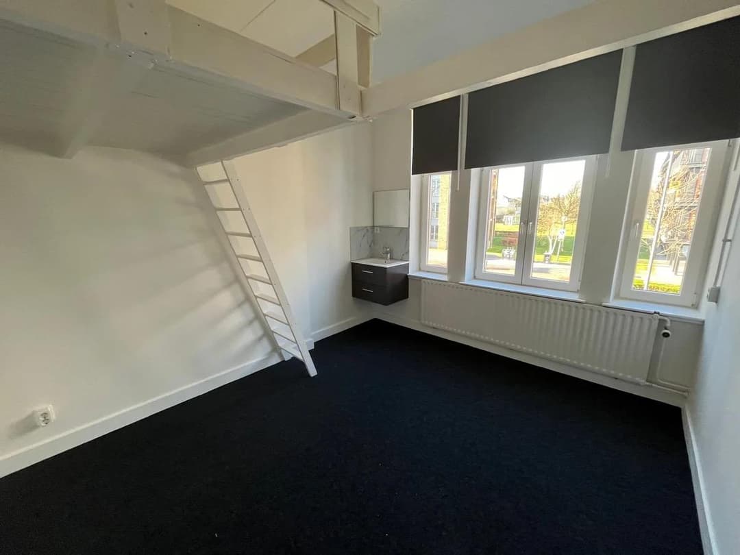 Kale Kamer Te Huur - Odasingel, Sittard