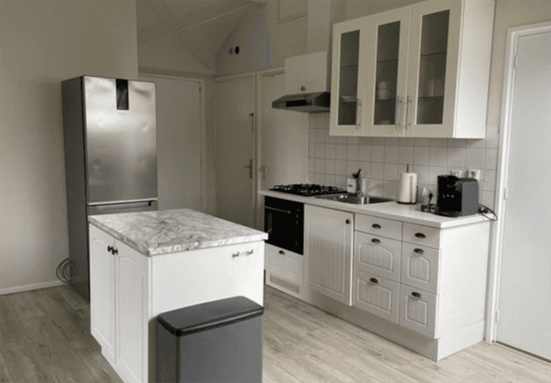 Appartement à Louer Dorpsstraat, Hekelingen