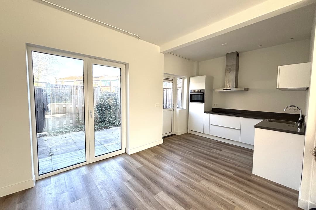Family Home Grote Hout- of Koningsweg 14, Velsen-Noord - For Rent