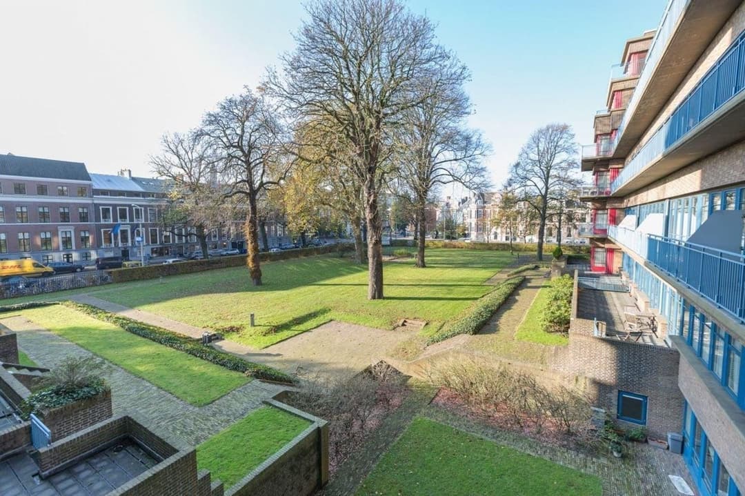 Appartement Zeestraat 241, La Haye - À Louer
