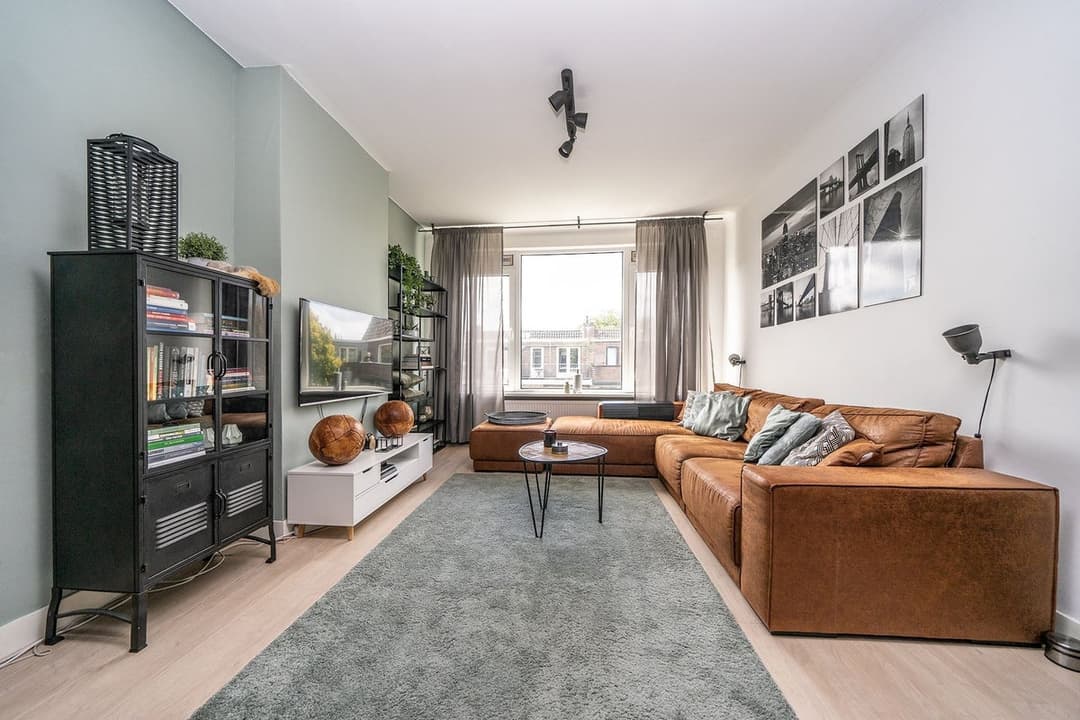 Flat Schieweg, Rotterdam - For Rent