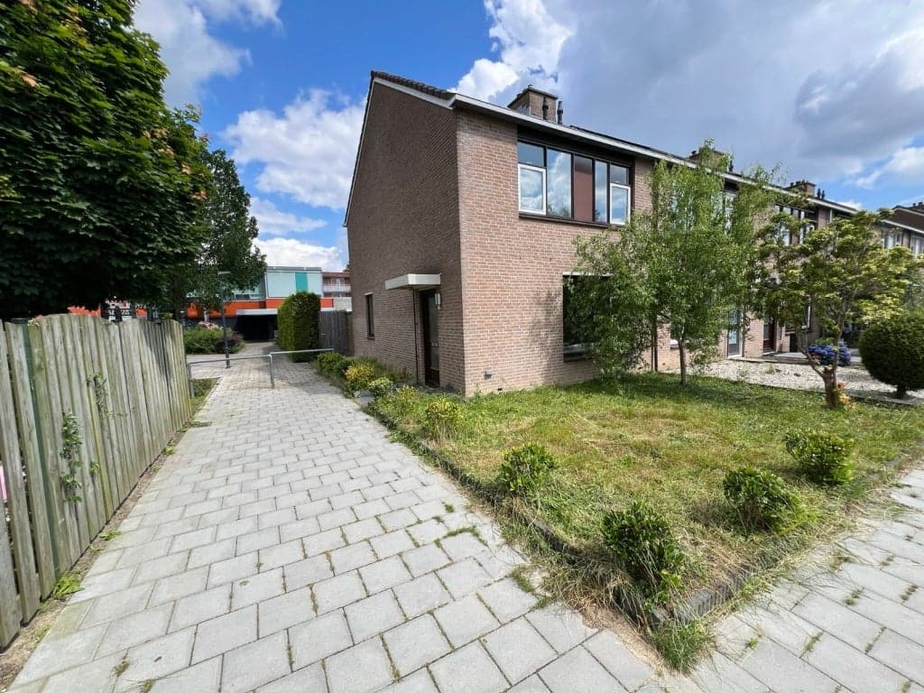House De Pruikenmaker, Veldhoven - For Rent