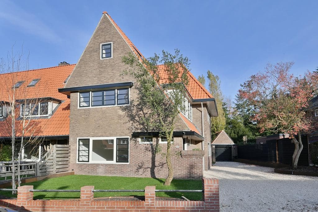 Casa Esquina NieuwLothariuslaan 471402 GG Bussum - En Alquiler