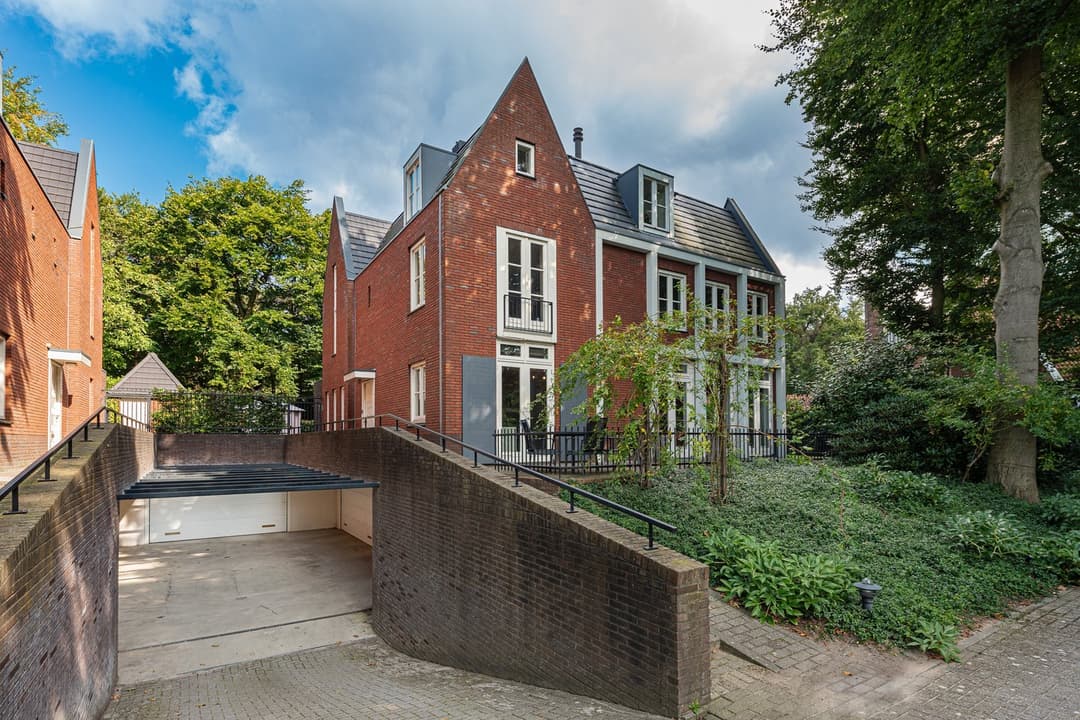 Villa Diependaalselaan 102, Hilversum - Zu Vermieten