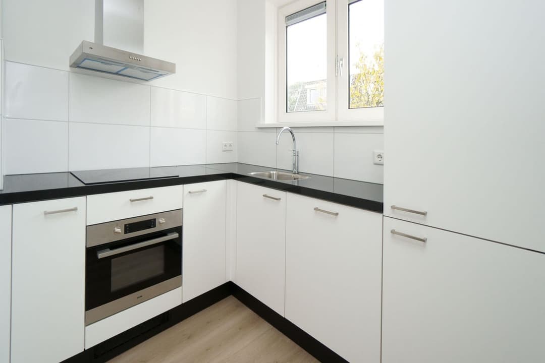 Flat Laan van Nieuw-Guinea, Utrecht - Te Huur