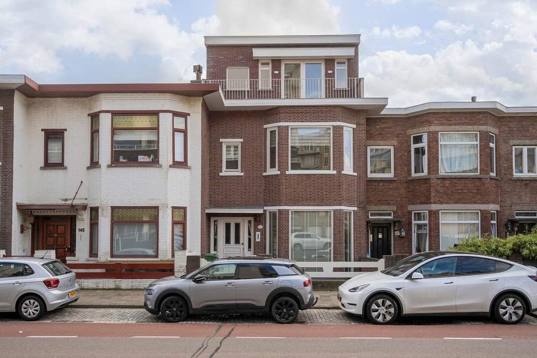Terraced Family House Gevers Deynootweg, Den Haag - For Rent