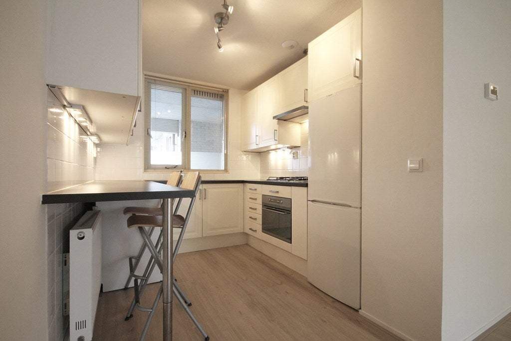 Flat Noordwal 47, Den Haag - Te huur