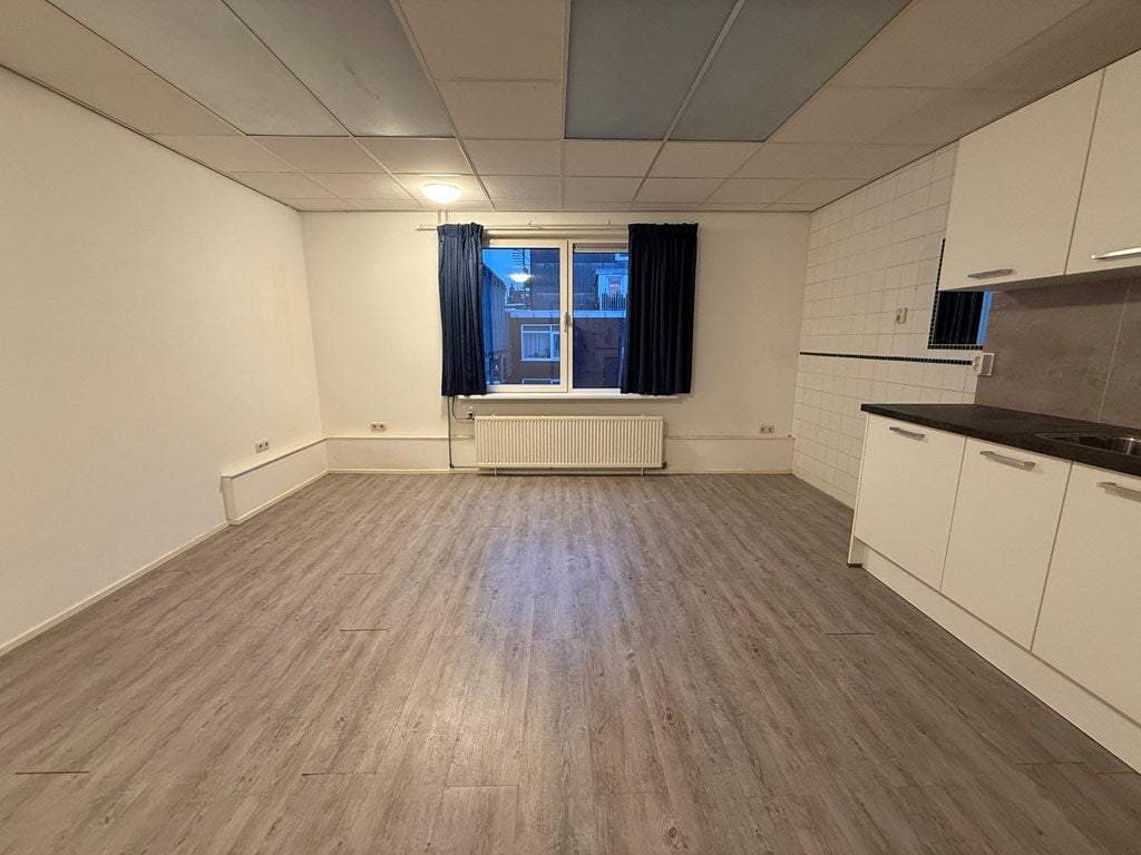Kamer Aweg 11 AK29, Groningen - Te Huur