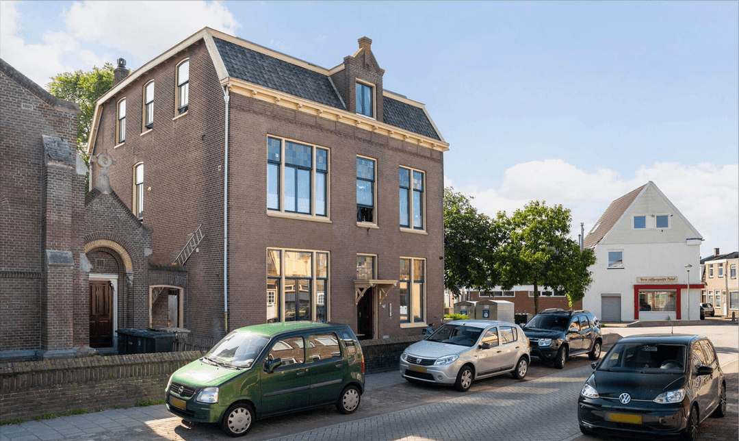 Flat Jan in 't Veltstraat, Den Helder - For Rent