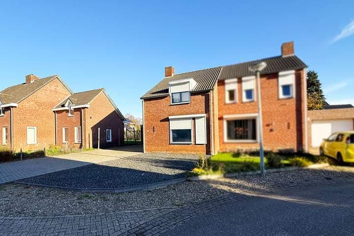 2-Under-1-Roof House at Haverstoppel, Ohé en Laak - For Rent