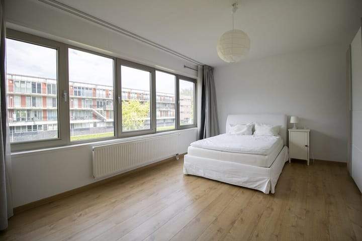 3-Room Apartment Kwintsheulstraat, Amsterdam Nieuw-West - For Rent