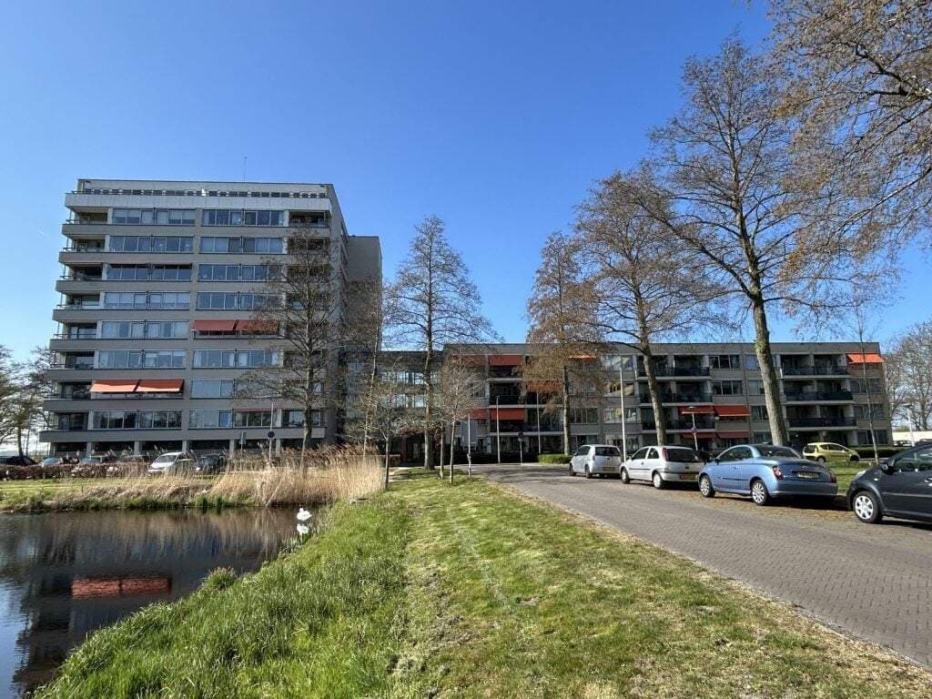 Rossinidreef 1-805, Voorschoten - For Rent