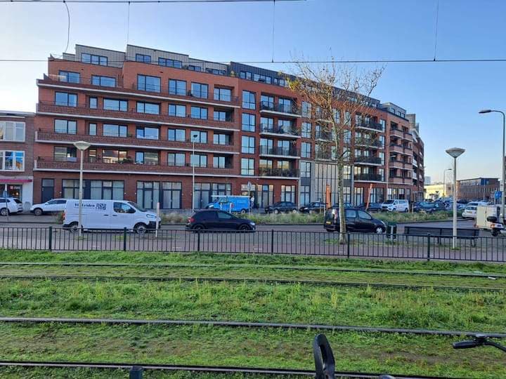 2-Room Apartment Zeesluisweg, Den Haag - À louer