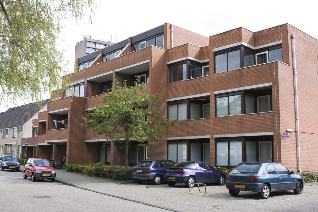Studio Apartment Wilhelminastraat, Enschede - For Rent