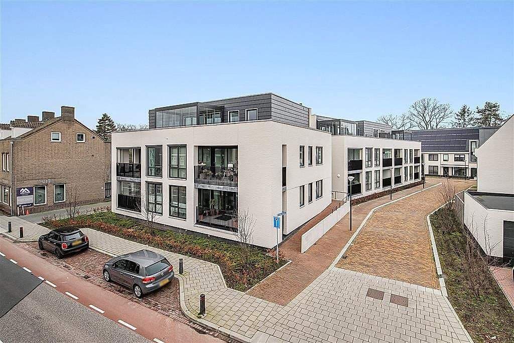 Apartment Willibrordushof 31, Waalre - For Rent