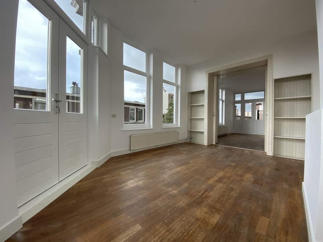 Flat Fahrenheitstraat, Den Haag - For Rent