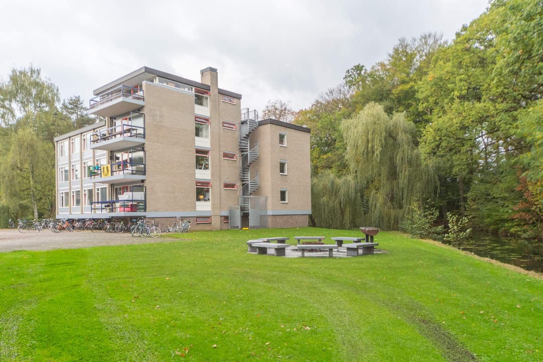 Room Calslaan 11-a 102, Enschede - For Rent