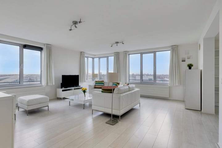 3-kamer gemeubileerd appartement aan Oostelijke Handelskade, Amsterdam - Te huur