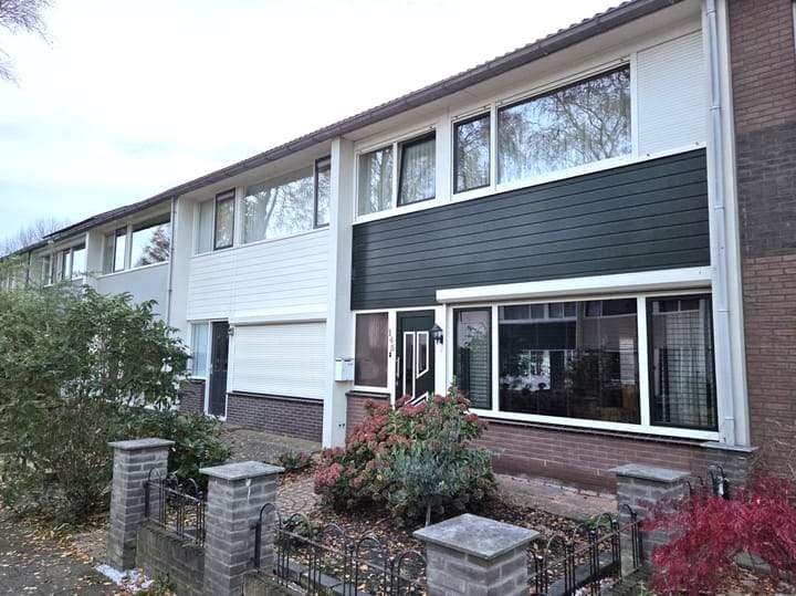 Tussenwoning De Kap, Klazienaveen - For Rent
