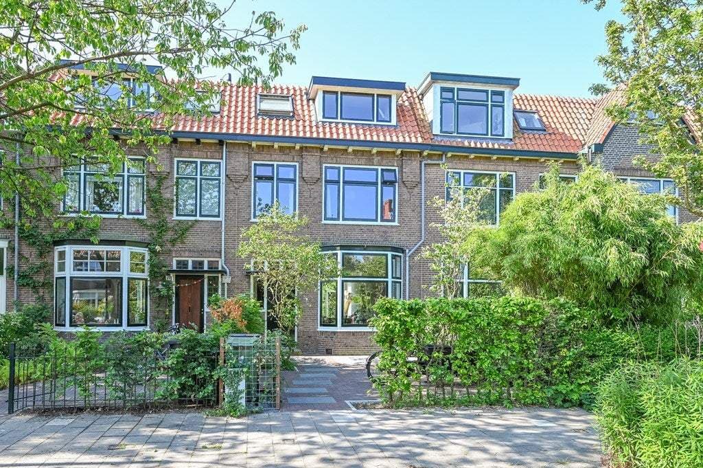 House Emmalaan, Haarlem - For Rent