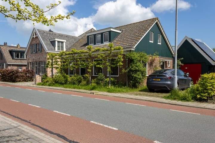 Maison familiale à Zuideinde, Oostzaan - À louer