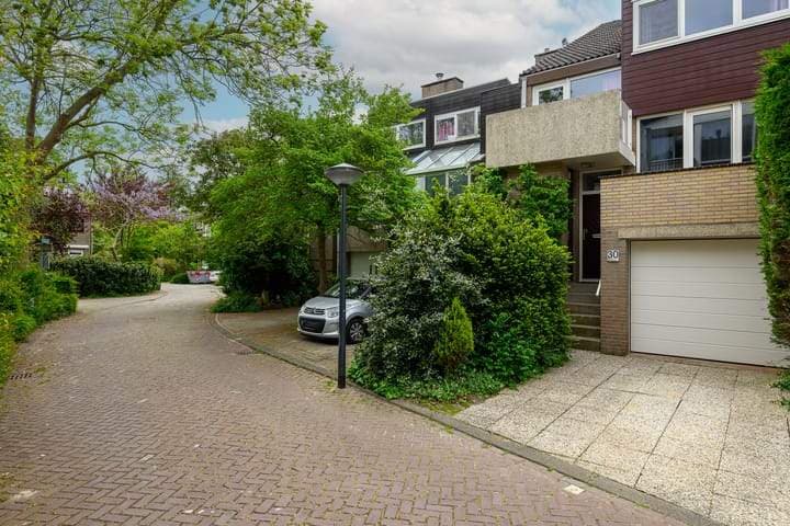 Hommelveld 302, 2318 VC Leiden - À louer