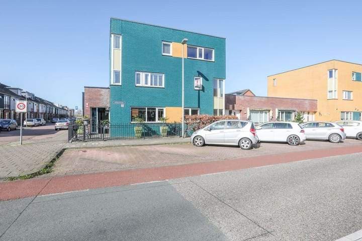 Casa unifamiliar espaciosa en Amazonelaan, Purmerend - En alquiler