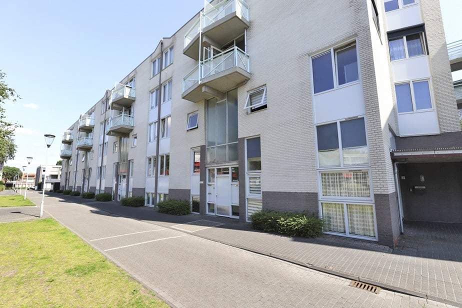 Apartment Groenedijkplein, Breda - For Rent