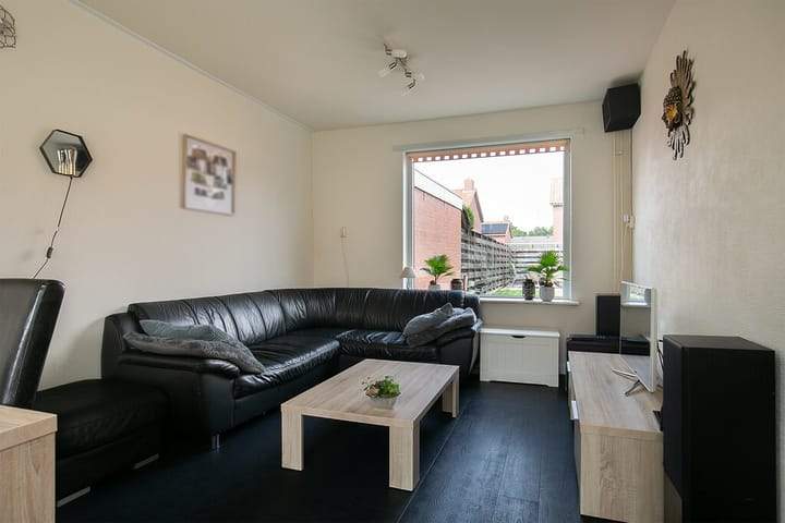 Tussenwoning Ernst Casimirstraat, Bad Nieuweschans - For Rent