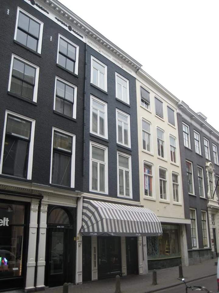Apartment Lange Houtstraat 15-A, The Hague - Third Floor